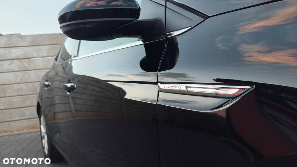 Renault Megane 1.6 SCe Limited - 22