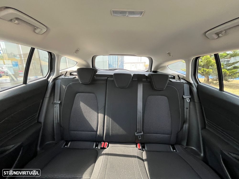 Ford Focus SW 1.5 TDCi EcoBlue Connected - 54