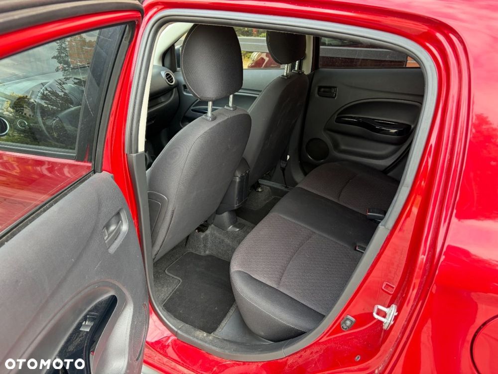 Mitsubishi Space Star 1.2 AS&G Intense - 12