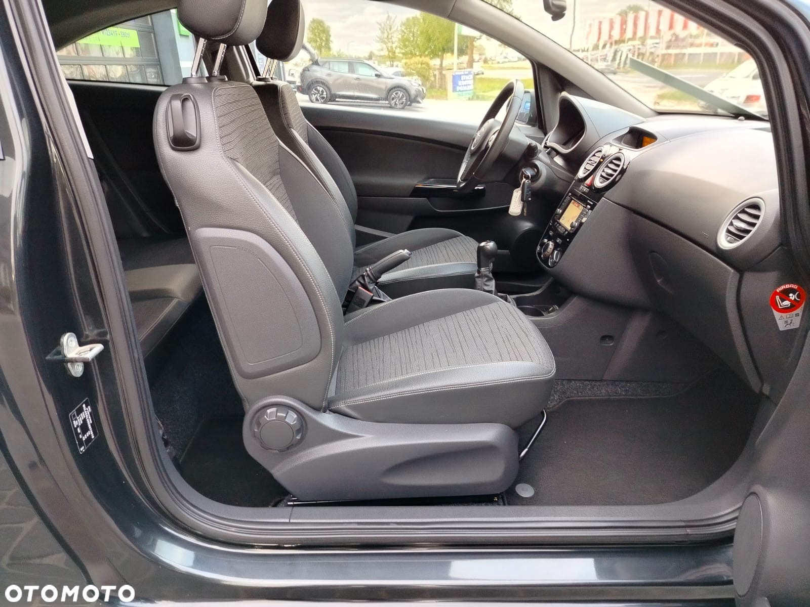 Opel Corsa 1.4 16V Color Edition - 24
