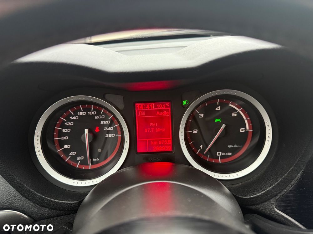 Alfa Romeo 159 2.0JTDM Sport - 11