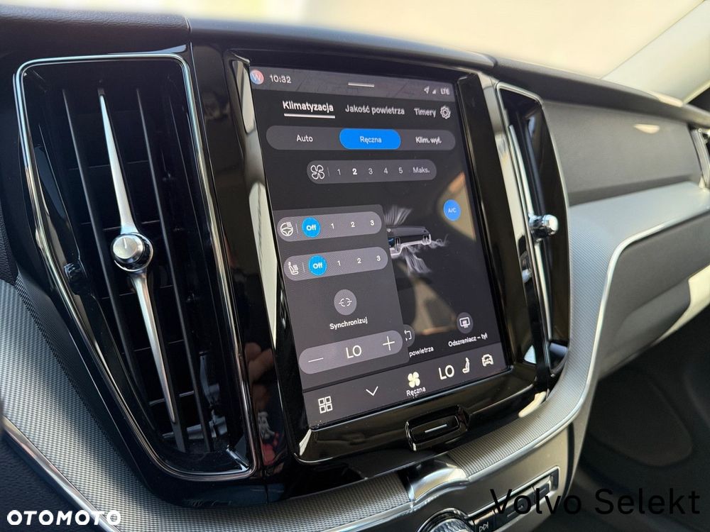 Volvo XC 60 - 22