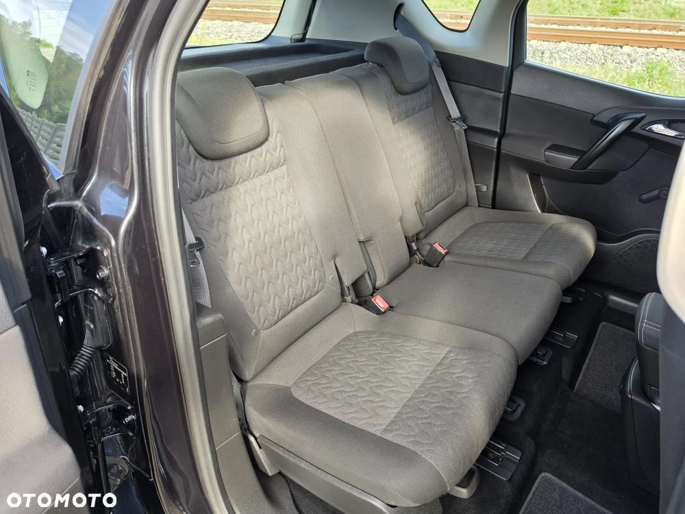 Opel Meriva 1.4 T Essentia - 16