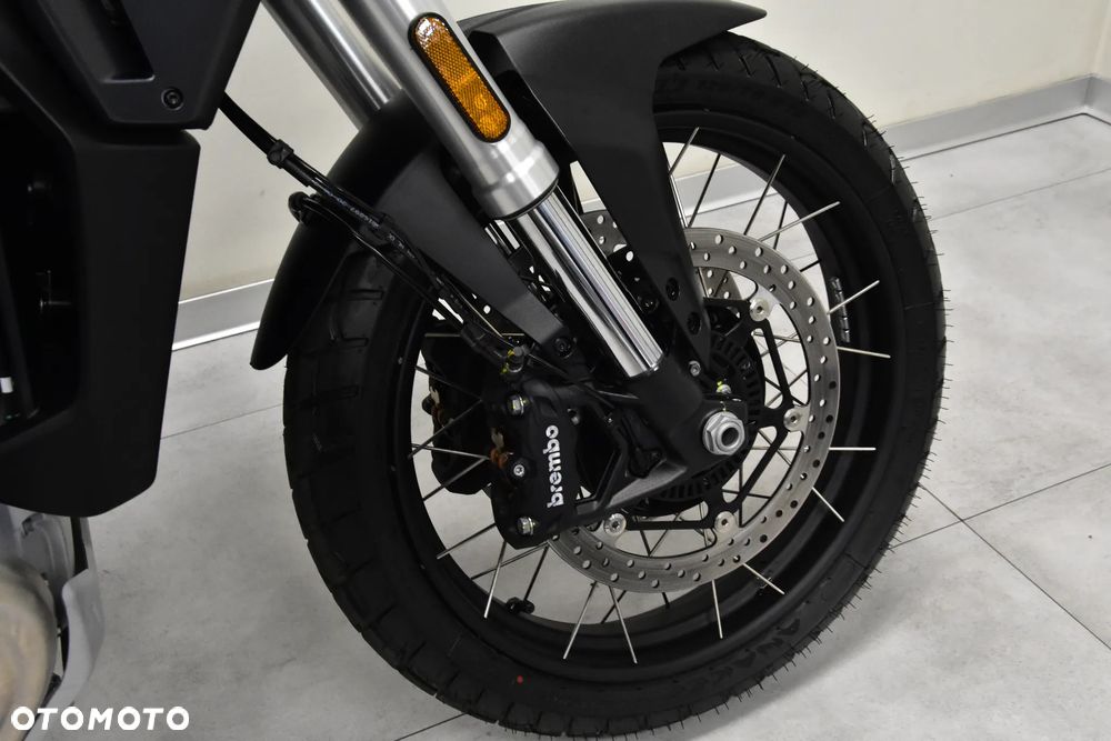 Moto Guzzi Stelvio - 28