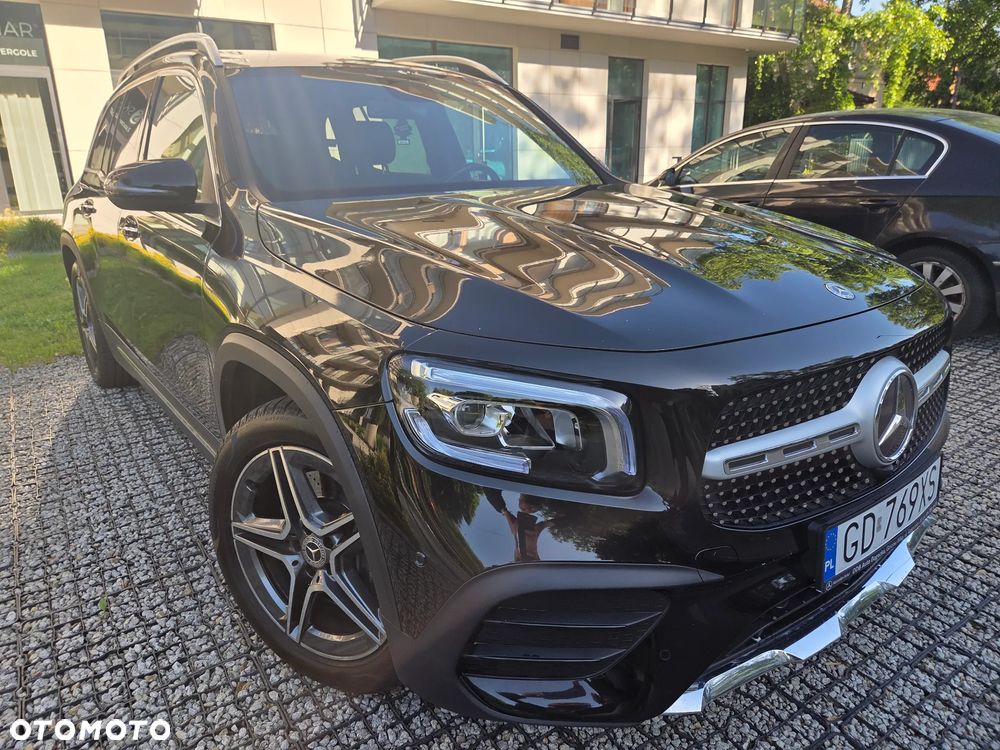 Mercedes-Benz GLB 250 4-Matic AMG Line 8G-DCT - 14