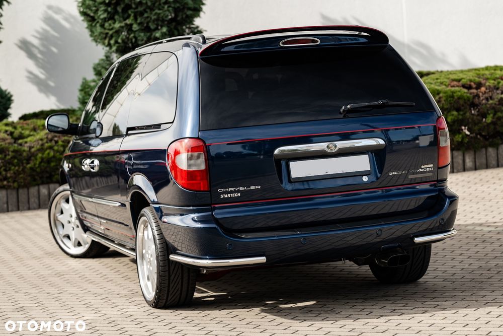 Chrysler Grand Voyager - 11