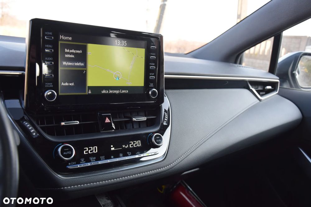 Toyota Corolla 1.8 Business Edition - 30