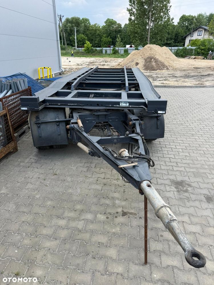 Schwarzmuller T 902 - 2