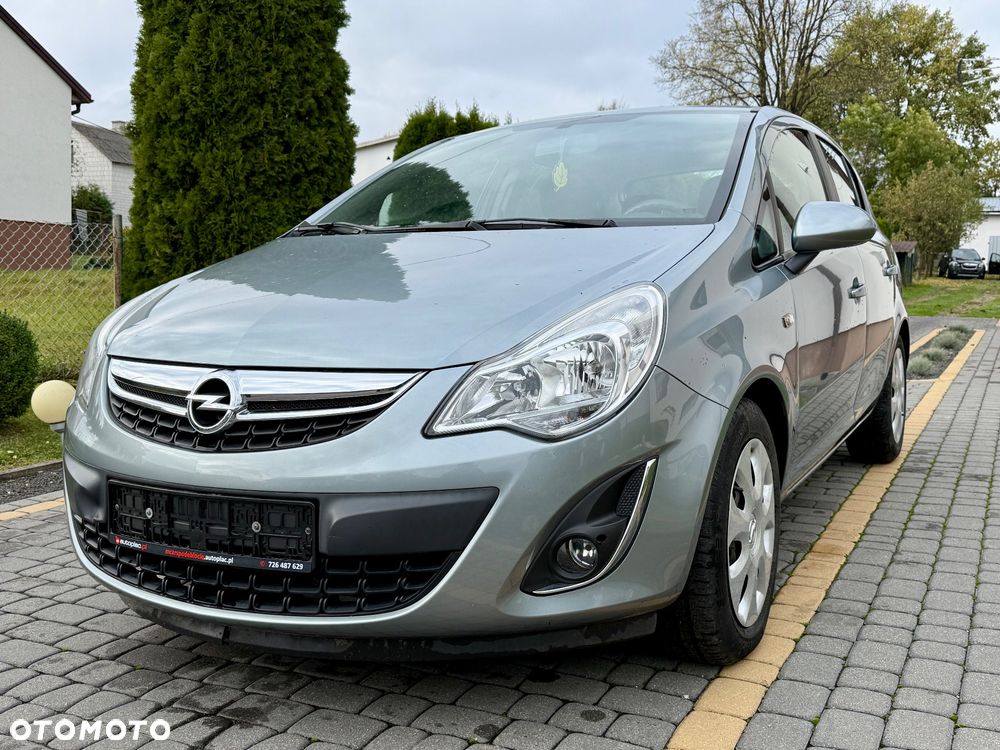 Opel Corsa 2012 photo 2