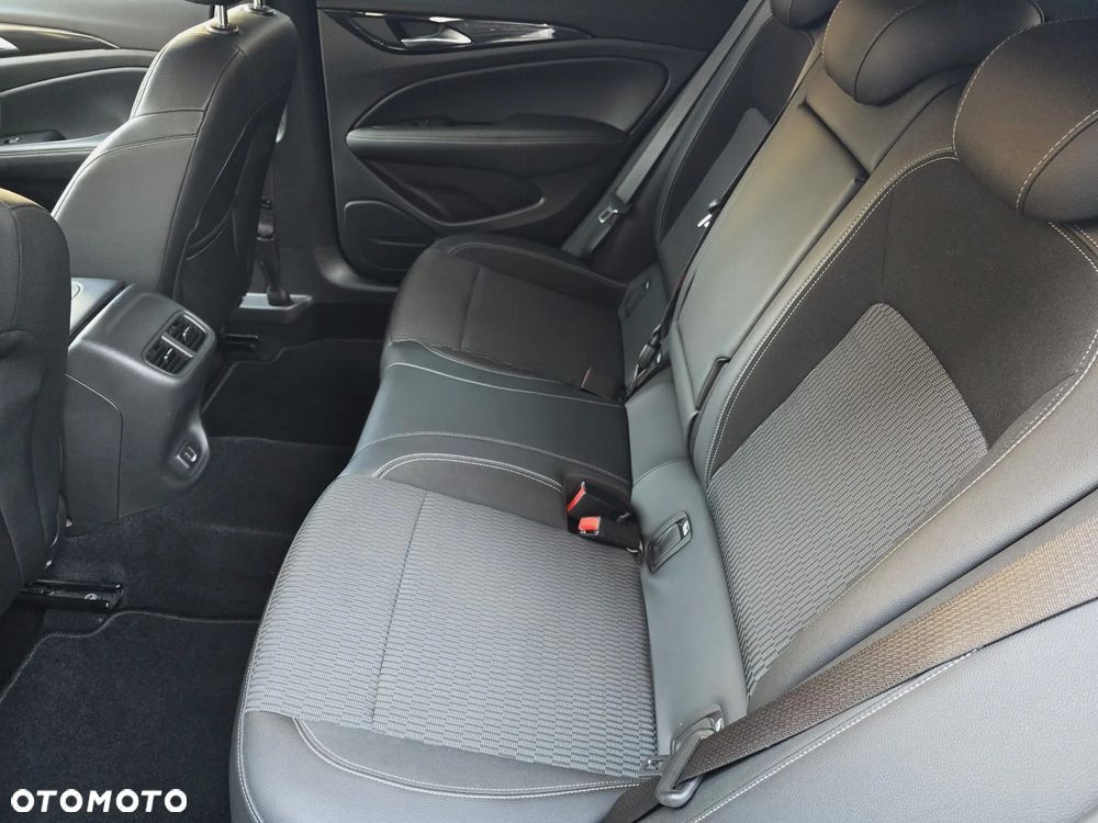 Opel Insignia 2.0 CDTI Business Elegance S&S - 17