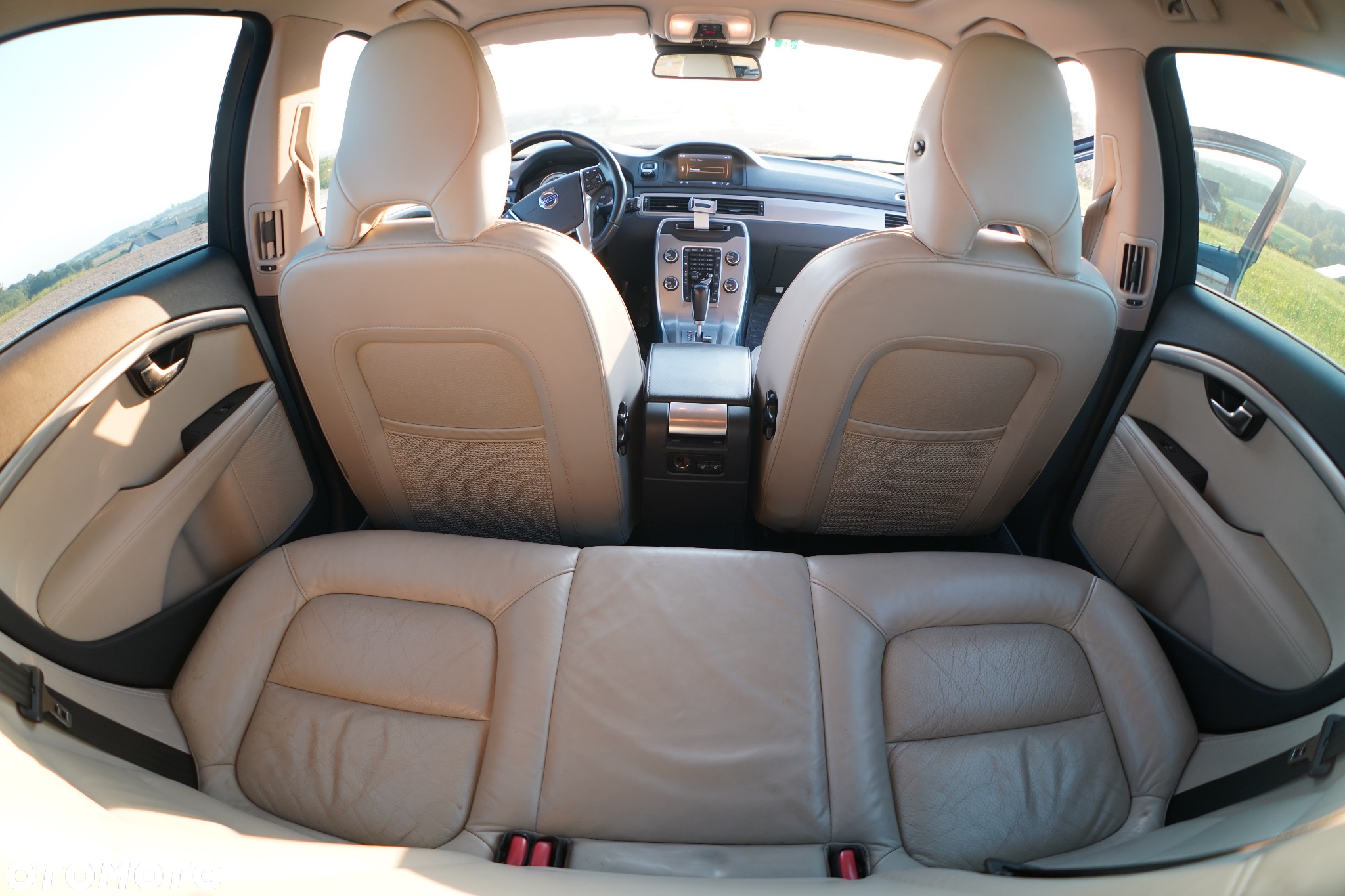 Volvo XC 70 D5 AWD Summum - 11