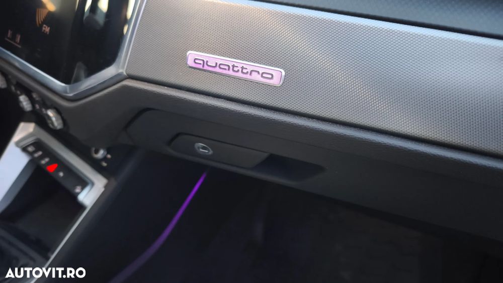 Audi Q3 45 TFSI quattro S tronic S line - 11