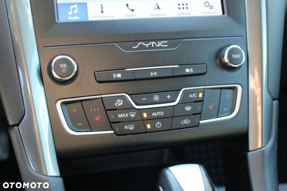 Ford Mondeo - 26