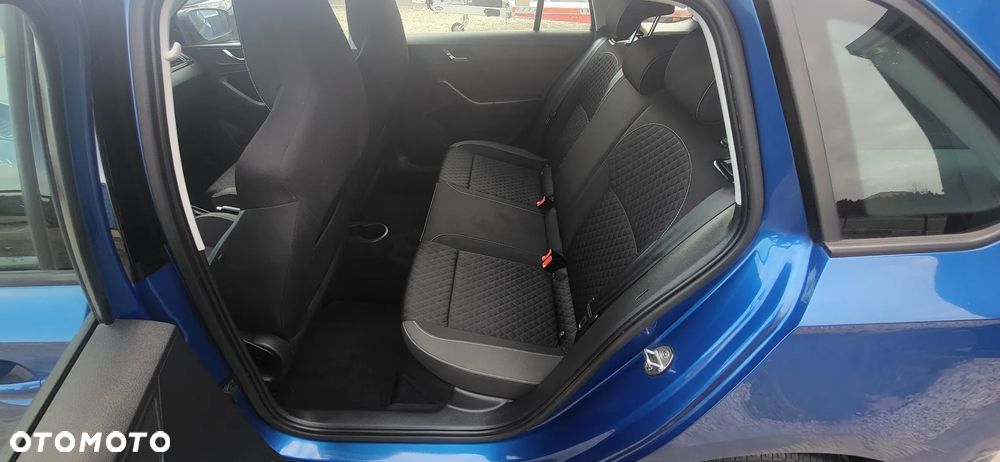 Skoda RAPID 1.4 TSI DSG Style - 9