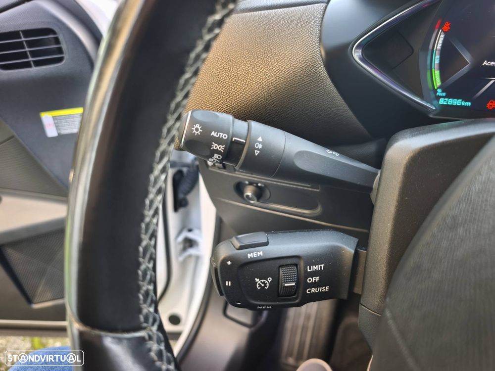 DS DS3 Crossback E-TENSE SO CHIC - 18