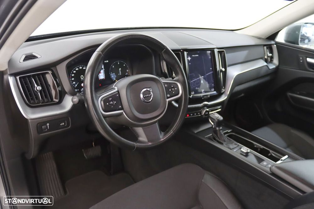 Volvo XC 60 2.0 D4 Inscription AWD Geartronic - 3
