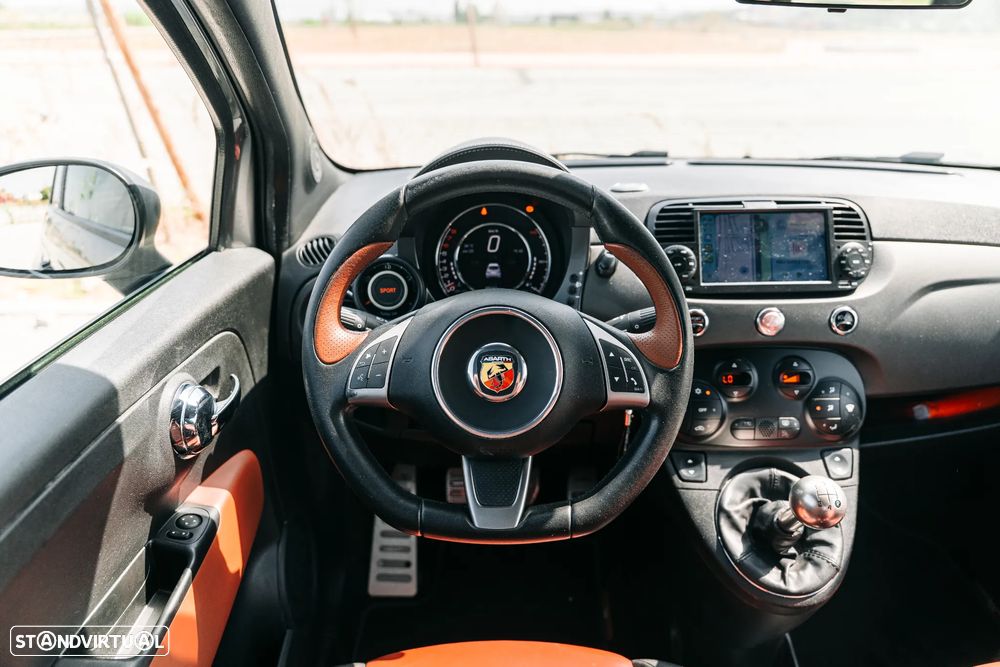 Abarth 595 1.4 T-Jet Competizione - 26