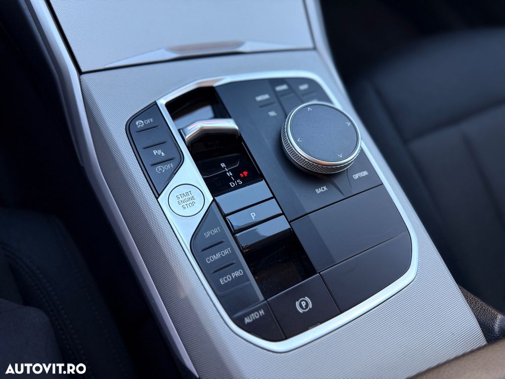 BMW Seria 3 318i Aut. Sport Line - 8