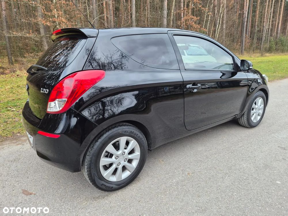Hyundai i20 - 11