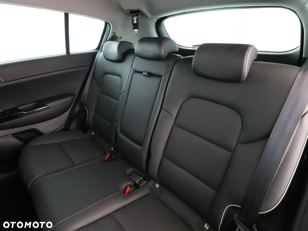 Kia Sportage 1.6 GDI 2WD DREAM-TEAM EDITION - 18