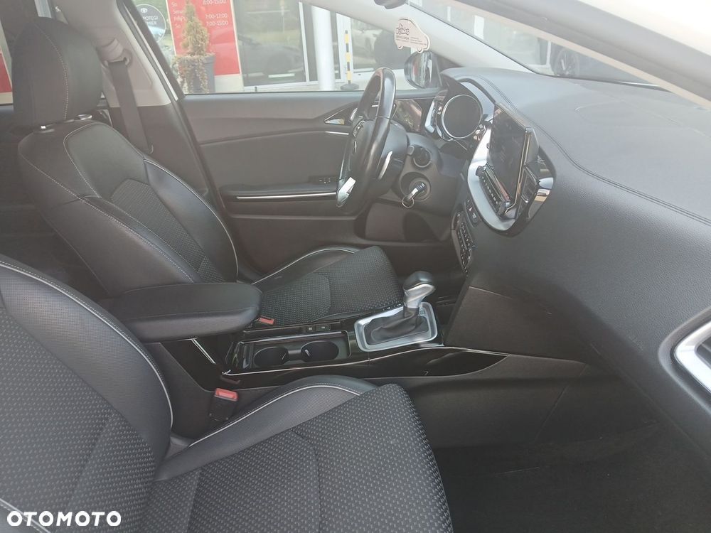 Kia Ceed 1.4 T-GDI L DCT - 9