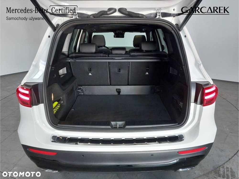 Mercedes-Benz GLB - 8