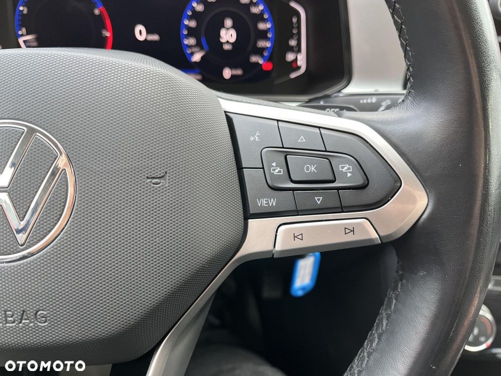 Volkswagen T-Roc - 32