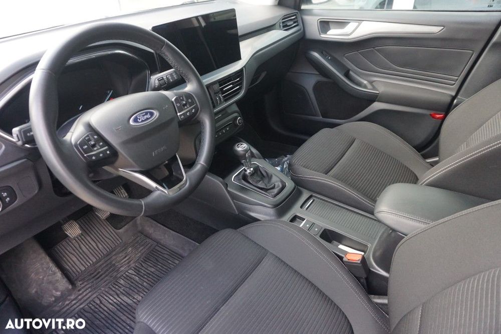 Ford Focus - 7
