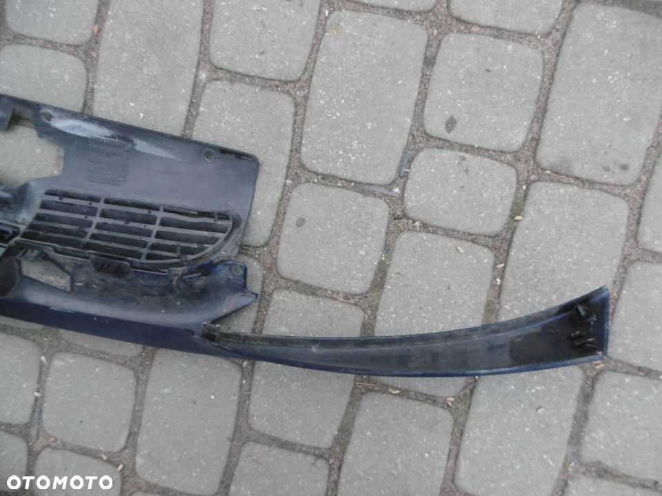Atrapa grill Peugeot 206 - 3
