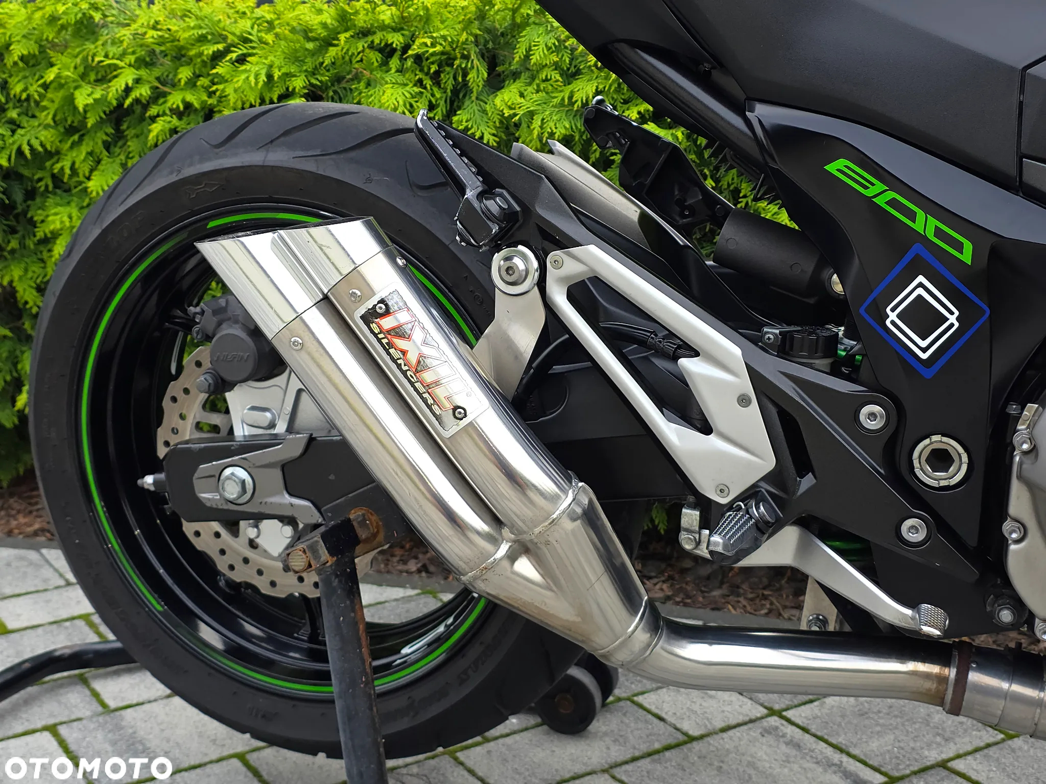 Kawasaki Z - 7