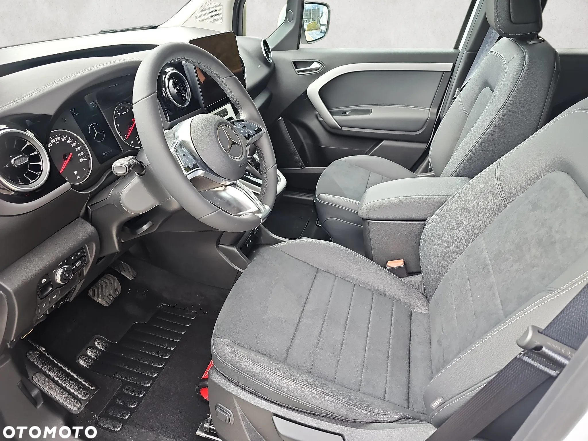 Mercedes-Benz Klasa T 180 d Progressive - 11