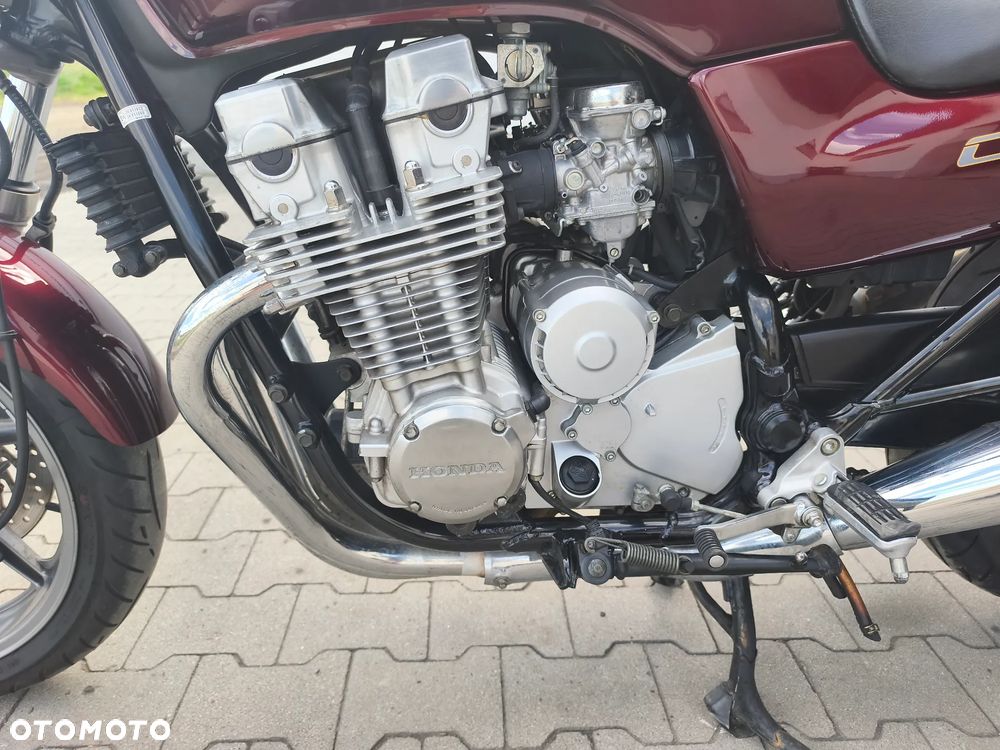 Honda CB - 11