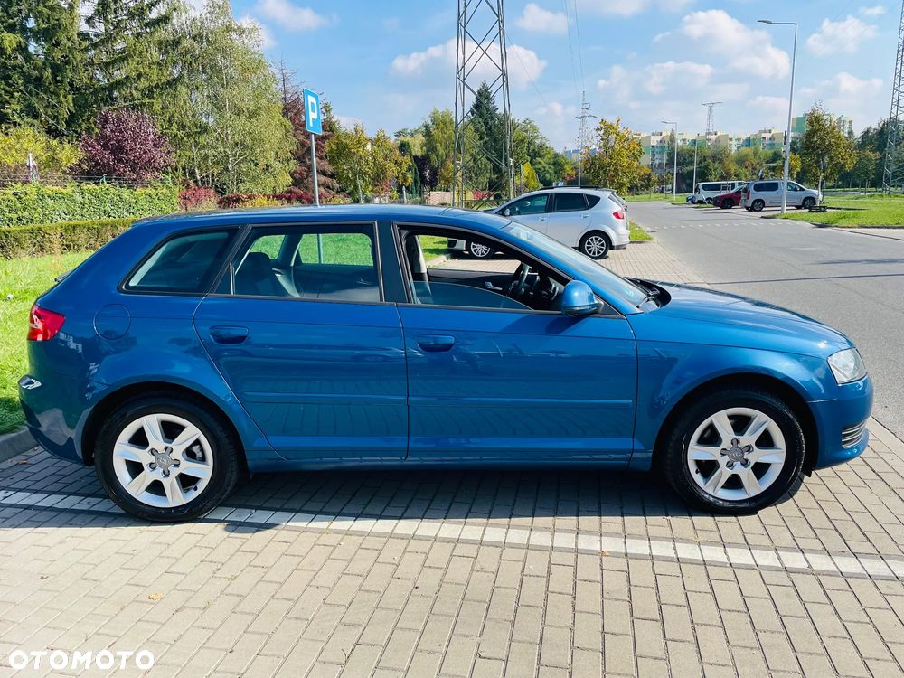Audi A3 Sportback 1.6 Attraction - 5