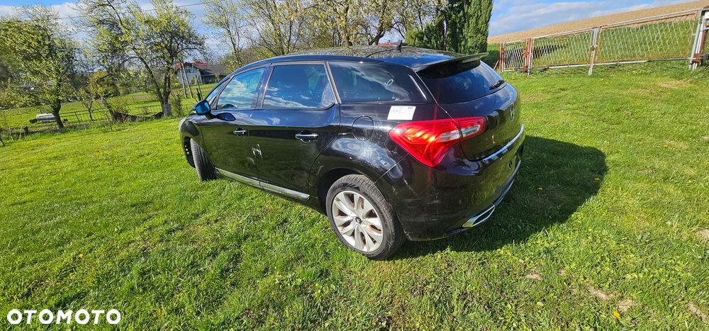 Citroën DS5 HDi 165 Business - 12