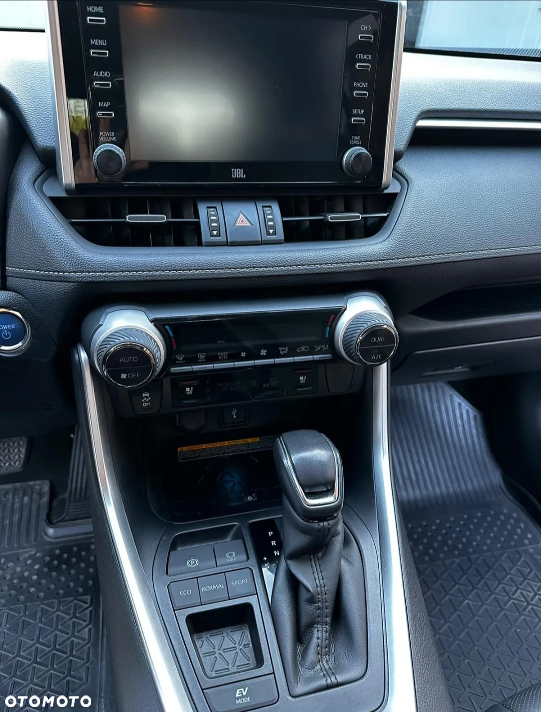 Toyota RAV4 - 2