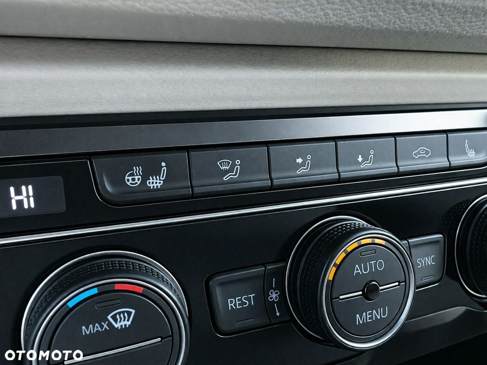 Volkswagen Tiguan - 18