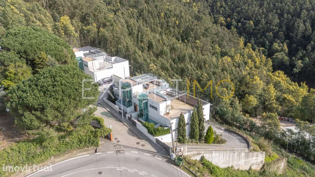 Moradia , usado - Grande imagem: 2/57