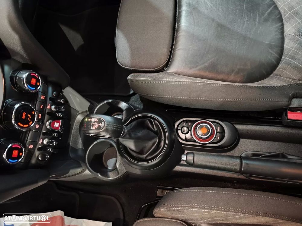 MINI 5 Portas One Auto - 17