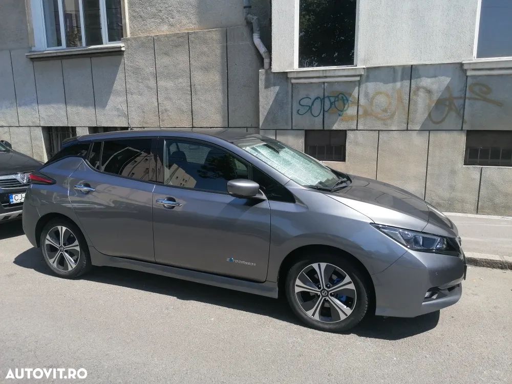 Nissan LEAF 40 kWh Tekna - 4