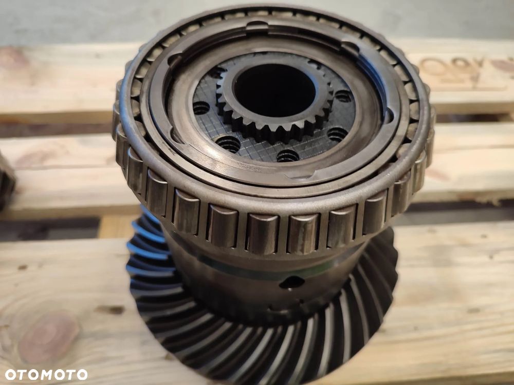 Mechanizm różnicowy Fendt 820 (15x34)(7450400403) - 11