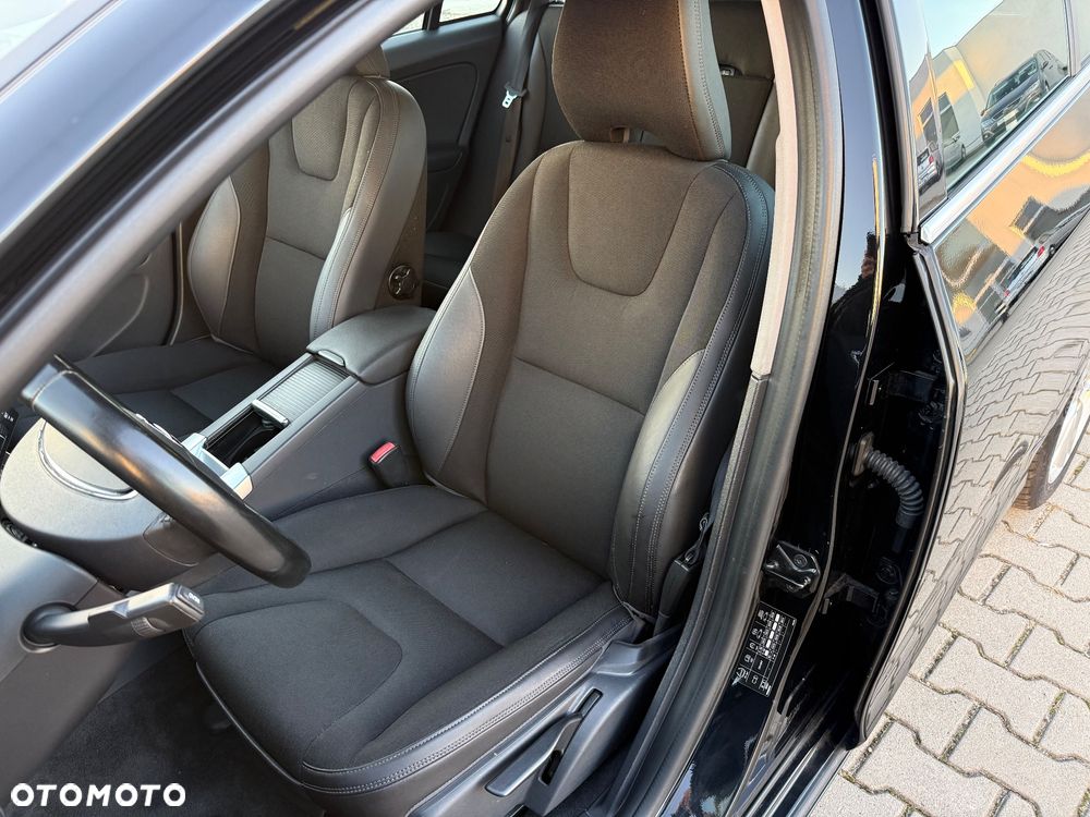 Volvo V60 - 18