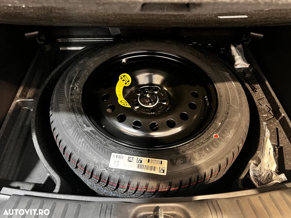 Jeep Compass - 25