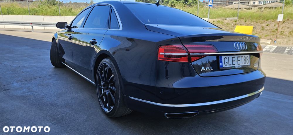 Audi A8 6.3 W12 FSI L Quattro - 3