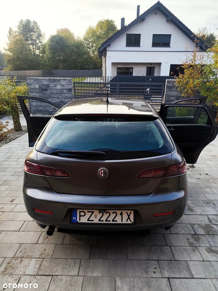 Alfa Romeo 159 1.9JTDM Distinctive - 8