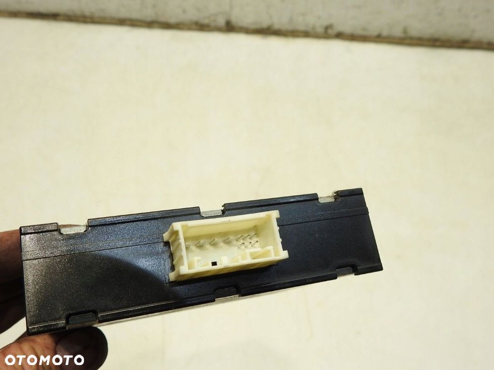 MODUŁ STEROWNIK NAPIĘCIA VW SHARAN II 1K0919041 - 3