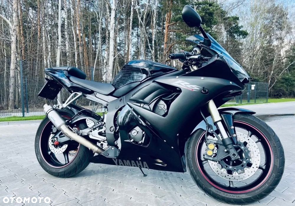 Yamaha R6 - 3
