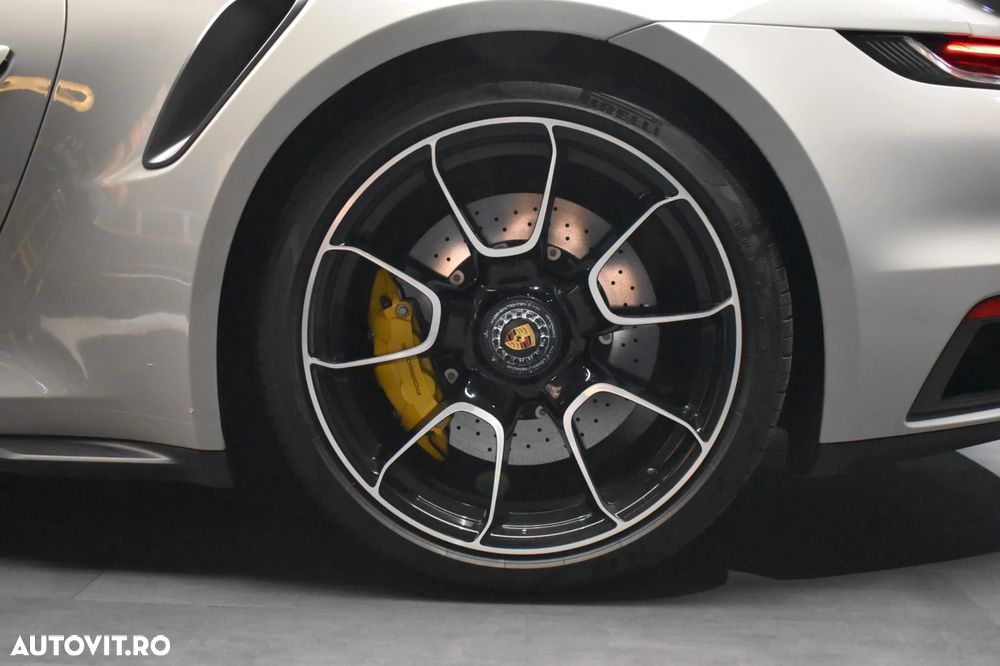 Porsche 911-TURBO-S PDK - 17