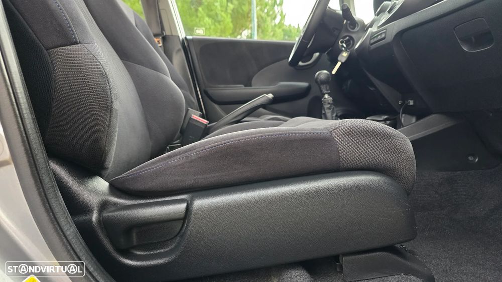 Honda Jazz 1.4 i-VTEC Exclusive - 34