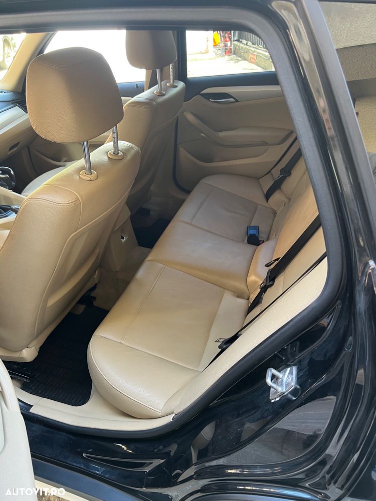BMW X1 - 10