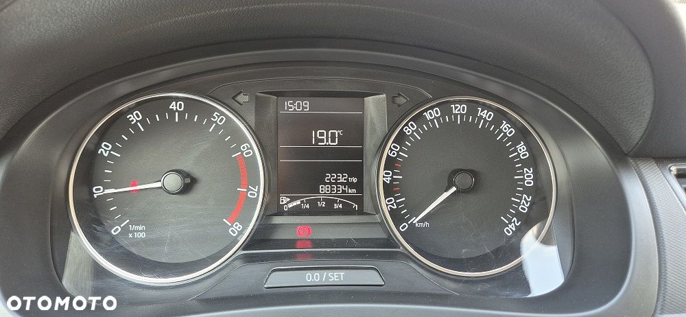 Skoda RAPID 1.2 TSI Active - 9